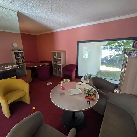 Le Joli Terra'cottage * سانت لاري سولون